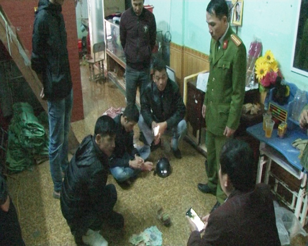 Bắt đối tượng “đạo chích” các chợ Huế