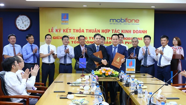 Lễ ký kết thỏa thuận hợp tác kinh doanh của PVI và Mobifone