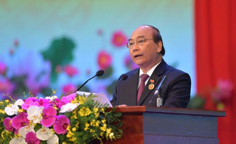 Thủ tướng Nguyễn Xuân Phúc, Chủ tịch Hội đồng Thi đua-Khen thưởng Trung ương phát biểu phát động Phong trào thi đua yêu nước giai đoạn 2021-2025. Ảnh: VGP/Nhật Bắc