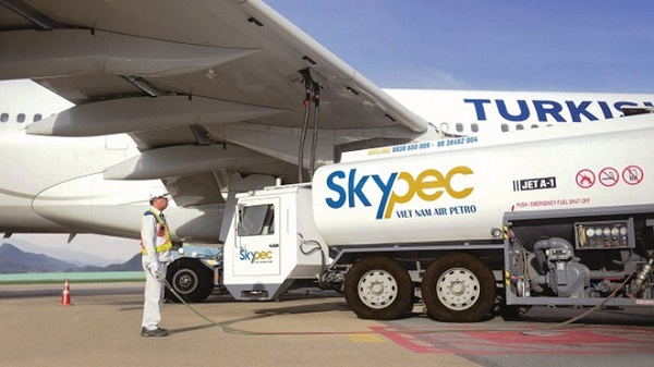 Thường vụ Quốc hội đồng ý kéo dài thời gian giảm thuế môi trường với nhiên liệu bay