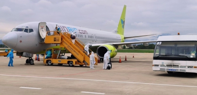 Đà Nẵng: Tiếp nhận, cách ly 47 chuyên gia đến từ Hàn Quốc