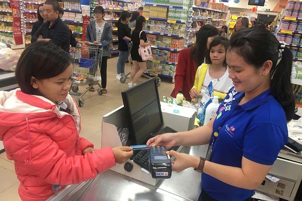 Chuyển đổi số khiến người dân không còn mặn mà giao dịch tiền mặt