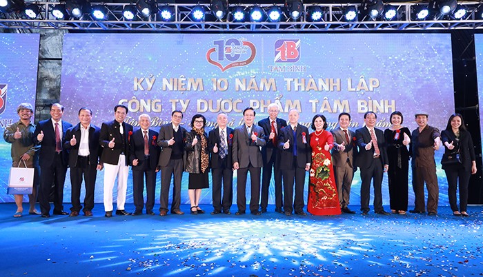 Dàn “Táo quân” hội tụ tại Lễ kỷ niệm 10 năm thành lập Dược phẩm Tâm Bình