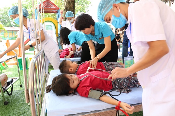 Huyện Sóc Sơn (Hà Nội): Tổ chức diễn tập điều tra, xử lý ngộ độc thực phẩm tại bếp ăn tập thể trường học