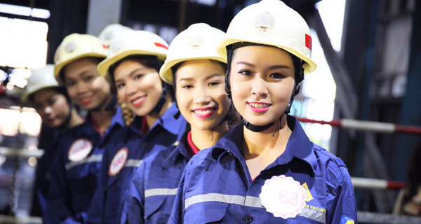 Từ 1/2/2021: Chính sách mới cho lao động nữ