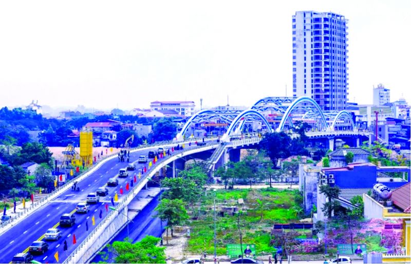 Cầu Bến Tượng không chỉ góp phần giải tỏa áp lực về giao thông nội thị mà còn tạo điểm nhấn về kiến trúc đô thị của thành phố Thái Nguyên.