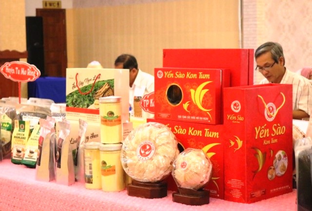Sản phẩm Yến chưng và Yến tinh chế đạt 4 sao