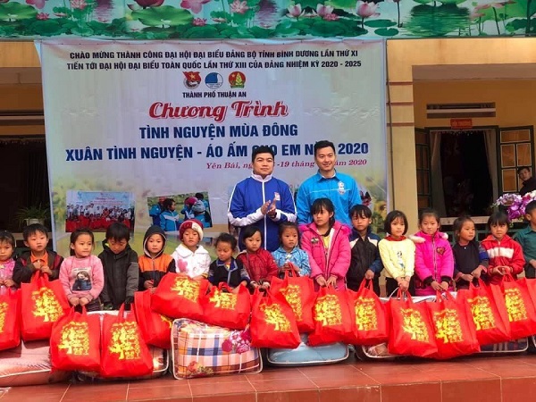 Bình Dương: Thành đoàn Thuận An tổ chức chương trình Tình nguyện mùa Đông