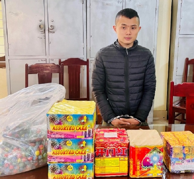 Thanh Hoá: Bắt giữ đối tượng buôn bán 20 kg pháo nổ