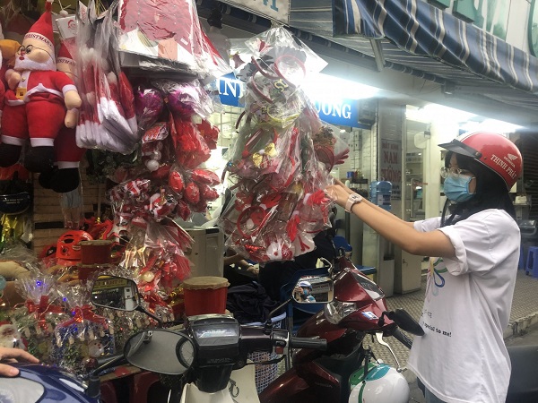 TP HCM: Thị trường mùa giáng sinh năm nay trầm lắng và tiết kiệm