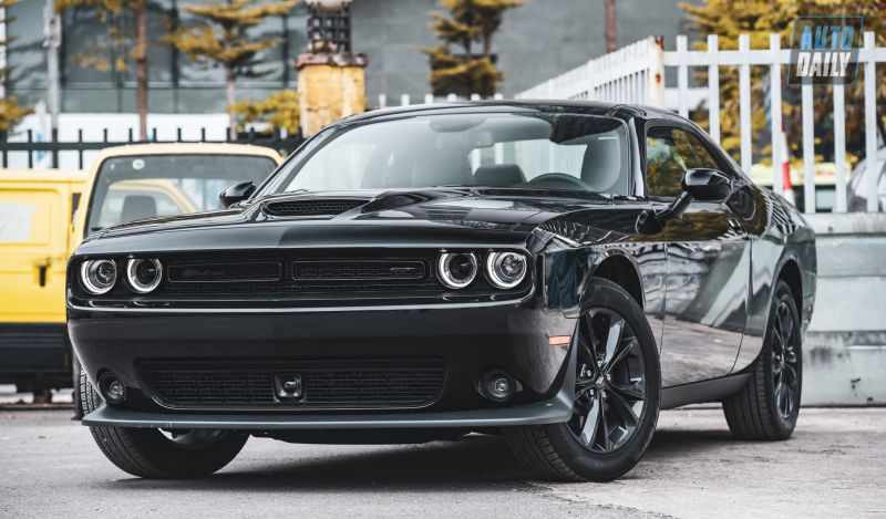 Xe cơ bắp Mỹ Dogdge Challenger GT 2020 đầu tiên về Việt Nam