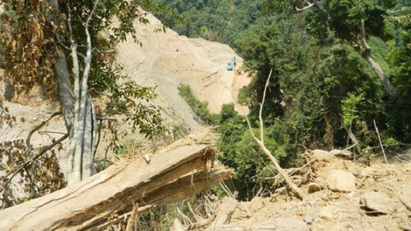 Kon Tum: Nhiều hecta lúa bị vùi lấp do thi công thủy điện Đắk Re