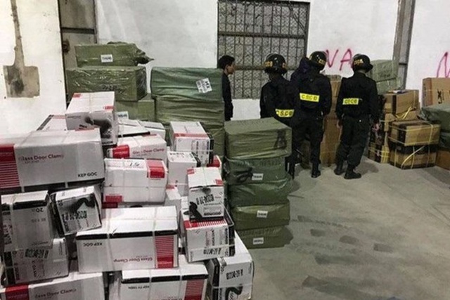 Cảnh sát bắt giữ nhiều lô hàng buôn lậu khủng do Chấp cầm đầu, thực hiện nhiều năm