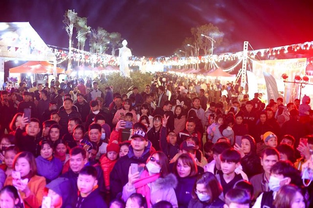 Lễ hội Danko Square thu hút hàng nghìn lượt người mỗi tuần