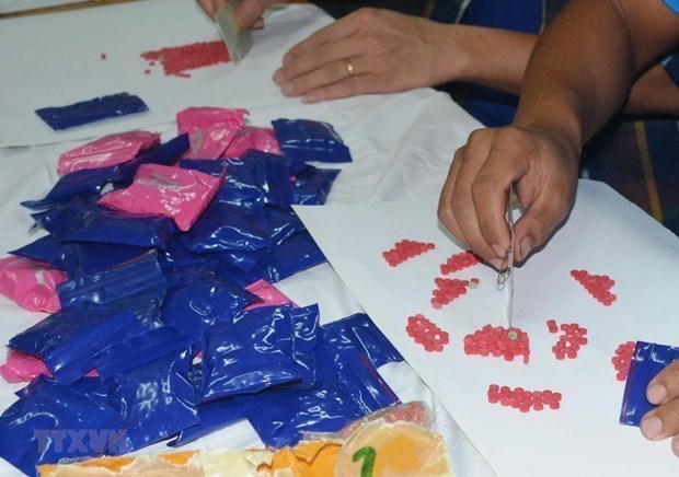 Bắt giữ đối tượng buôn hơn 3.550 viên ma túy tổng hợp