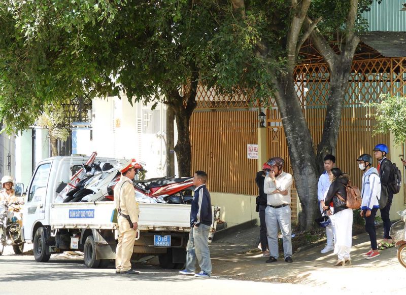 Gia Lai: Đảm bảo trật tự an toàn giao thông gắn với phòng - chống dịch Covid-19 dịp Tết 2021