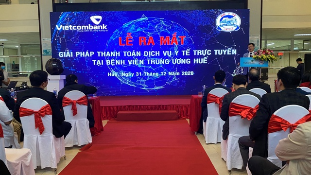 Bệnh viện Trung ương Huế- Ra mắt 'Giải pháp thanh toán dịch vụ y tế trực tuyến'