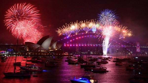 Màn pháo hoa tuyệt đẹp tại cầu cảng Sydney (Ảnh: Reuters)