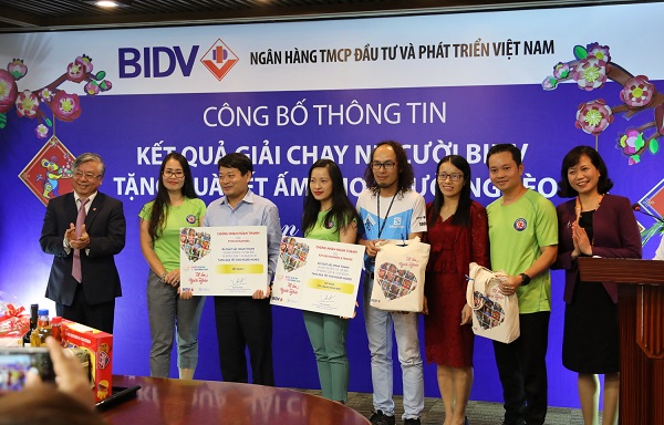 BIDV tổng kết giải chạy “Tết ấm cho người nghèo” 2020