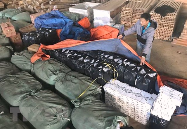 Công an Đắk Lắk: Khởi tố đối tượng buôn lậu trên 6.000 gói thuốc lá
