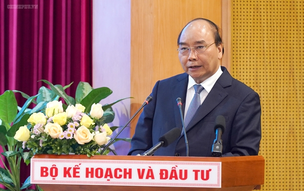 Thủ tướng Chính phủ Nguyễn Xuân Phúc phát biểu chỉ đạo tại Hội nghị (Ảnh: VGP/Quang Hiếu)