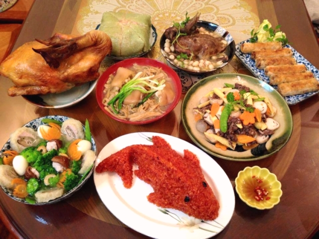 Một m&acirc;m cổ c&uacute;ng &ocirc;ng T&aacute;o