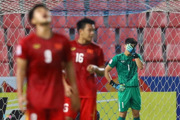 Đây là giải đấu thất bại đầu tiên của bóng đá Việt Nam từ SEA Games 29 (Ảnh: Minh Chiến)
