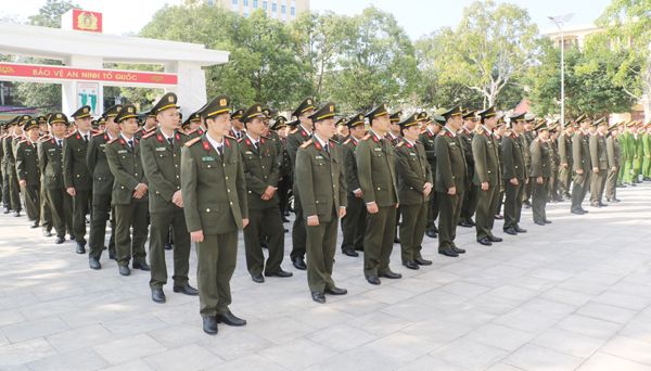 Công an Thanh Hoá ra quân đảm bảo ANTT, bảo vệ Tết Nguyên đán Canh Tý 2020