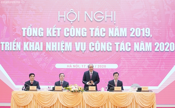 Thủ tướng Nguyễn Xuân Phúc dự Hội nghị của Ban Kinh tế Trung ương (Ảnh: VGP/Quang Hiếu)