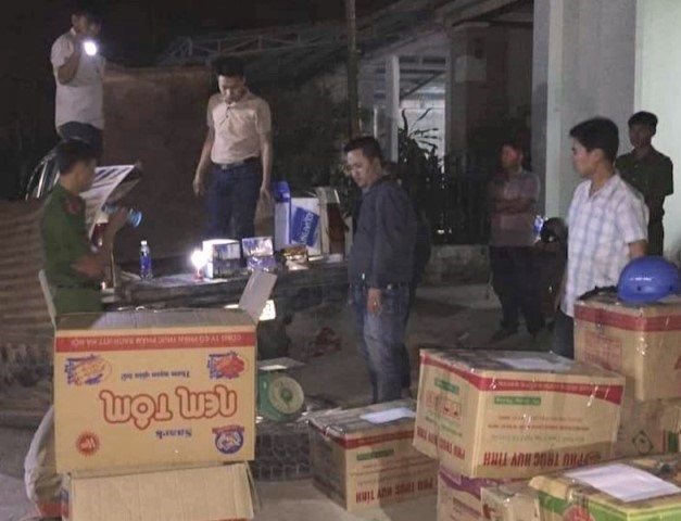 Quảng Nam: Bắt vụ vận chuyển gần 400 kg pháo lậu lớn nhất từ trước đến nay