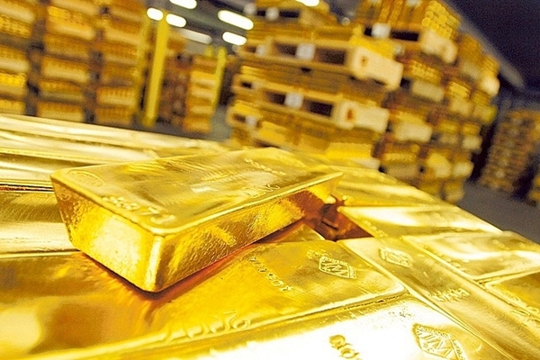 Giá vàng thế giới đang giao dịch quanh mốc 1.556 USD/ounce