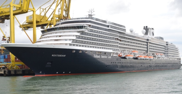 Đà Nẵng: Siêu tàu du lịch Westerdam “xông đất” đầu năm Canh Tý 2020
