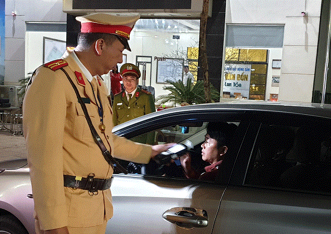 Quảng Ninh: 7 ngày nghỉ Tết giao thông đường bộ, đường sắt, đường không diễn ra an toàn