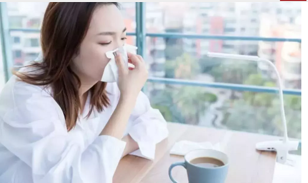 Để phân biệt virus corona và cảm lạnh thông thường, hãy chú ý 1 điều