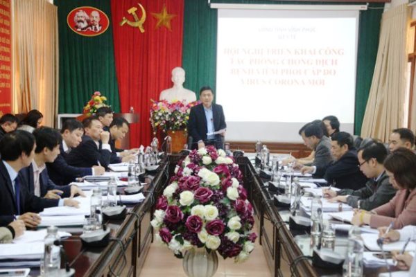 Ông Vũ Việt Văn, PCT UBND tỉnh Vĩnh Phúc chủ trì Hội nghị triển khai các biện pháp phòng chống bệnh do virus Corona mới gây ra