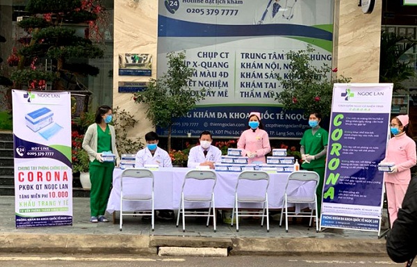 Công ty CP y tế Thiên Ngọc Lan phát miễn phí 10 nghìn chiếc khẩu trang phòng dịch viêm phổi cấp