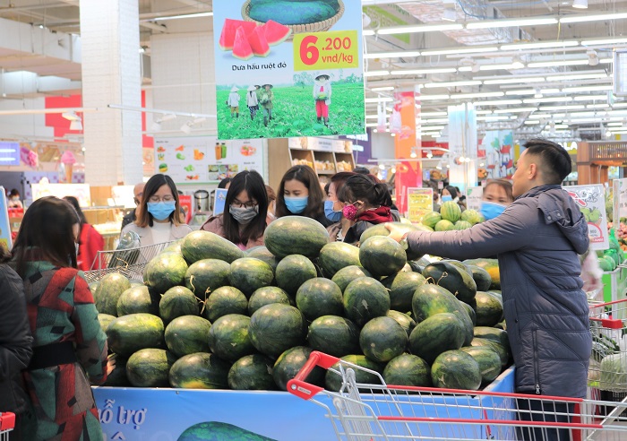 Người tiêu dùng Thủ đô nhiệt tình ủng hộ dưa hấu của nông dân Gia Lai.