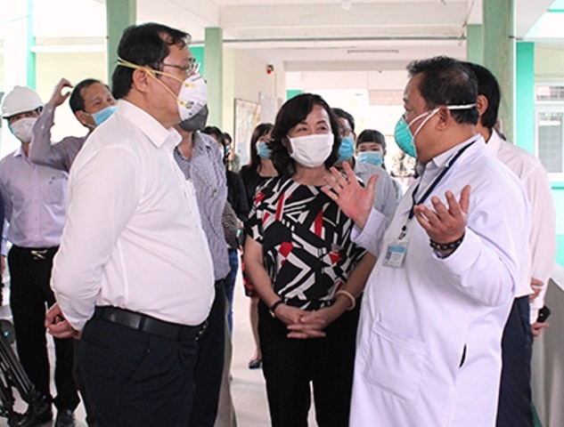 Chủ tịch TP. Đà Nẵng: Thị sát khu cách ly bệnh nhân nghi nhiễm virus corona