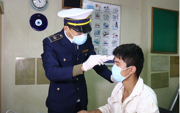 Tỉnh Thanh Hóa tập trung triển khai các biện pháp phòng, chống dịch viêm đường hô hấp cấp do vi rút Corona đối với lao động người Trung Quốc.