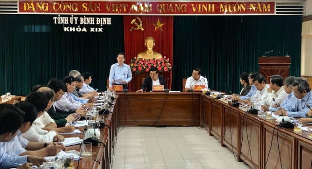 Một trong những cuộc họp quan trọng của lãnh đạo tỉnh Bình Định về phòng chống bệnh viêm phổi cấp do nCoV gây ra.