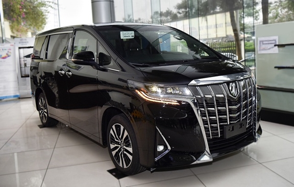 Triệu hồi xe hạng sang Toyota Alphard tại Việt Nam