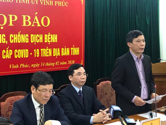 Ông Nguyễn Thanh Hải, Giám đốc Sở Y tế thông tin về tình hình dịch bệnh trên địa bàn tỉnh và trả lời các câu hỏi của phóng viên đặt ra