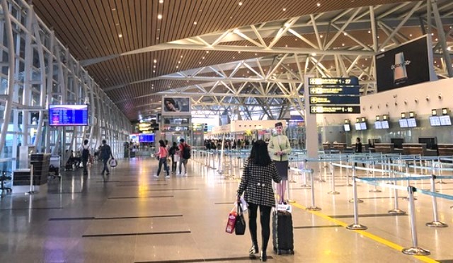 Sân bay quốc tế Đà Nẵng vắng khách do ảnh hưởng của dịch Covid-19 gây ra