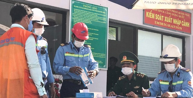 Giám sát sức khỏe của người lao động tại Khu kinh tế Dung Quất, tỉnh Quảng Ngãi.