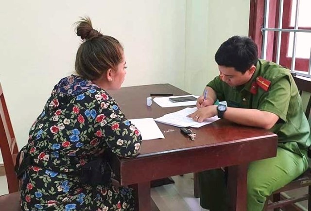 CA.Đà Nẵng: Xử lý đôi nam nữ đánh nữ phóng viên VTV8 đang tác nghiệp tại Ga Thanh Khê