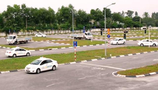 Đà Nẵng kêu gọi đầu tư cơ sở đào tạo phục vụ nhu cầu học lái xe của người dân