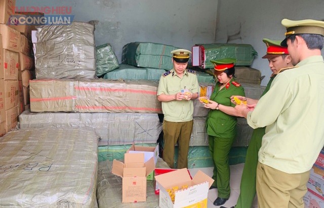 Hà Nội: Phát hiện, xử lý hơn 1.200 vụ buôn lậu, hàng giả trong tháng 2 năm 2020