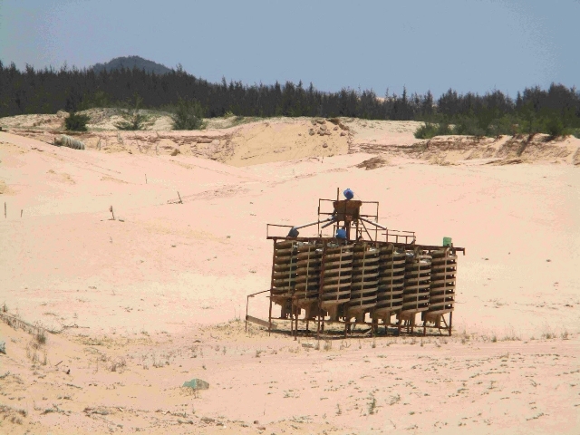 Bình Định: 14 mỏ titan bị đóng cửa vì chưa thực hiện hoàn thổ, phục hồi môi trường