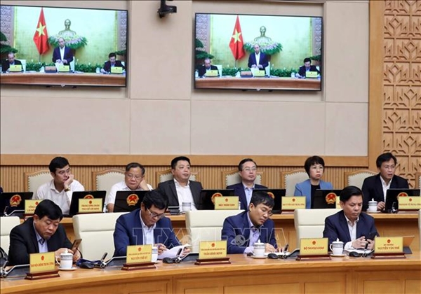 Thành viên Chính phủ và khách mời dự phiên họp Chính phủ thường kỳ tháng 2/2020