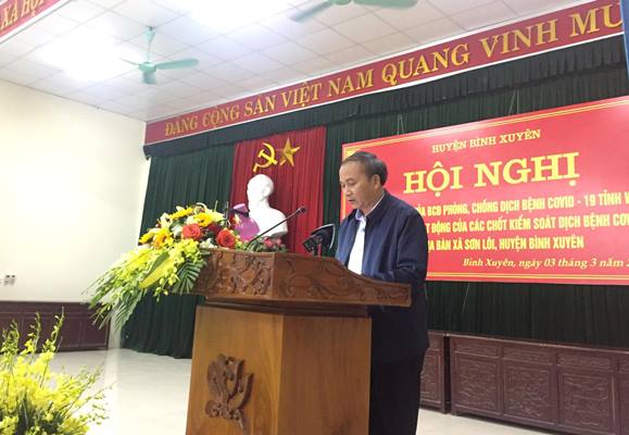 Chủ tịch UBND tỉnh Vĩnh Phúc Nguyễn Văn Trì phát biểu tại hội nghị